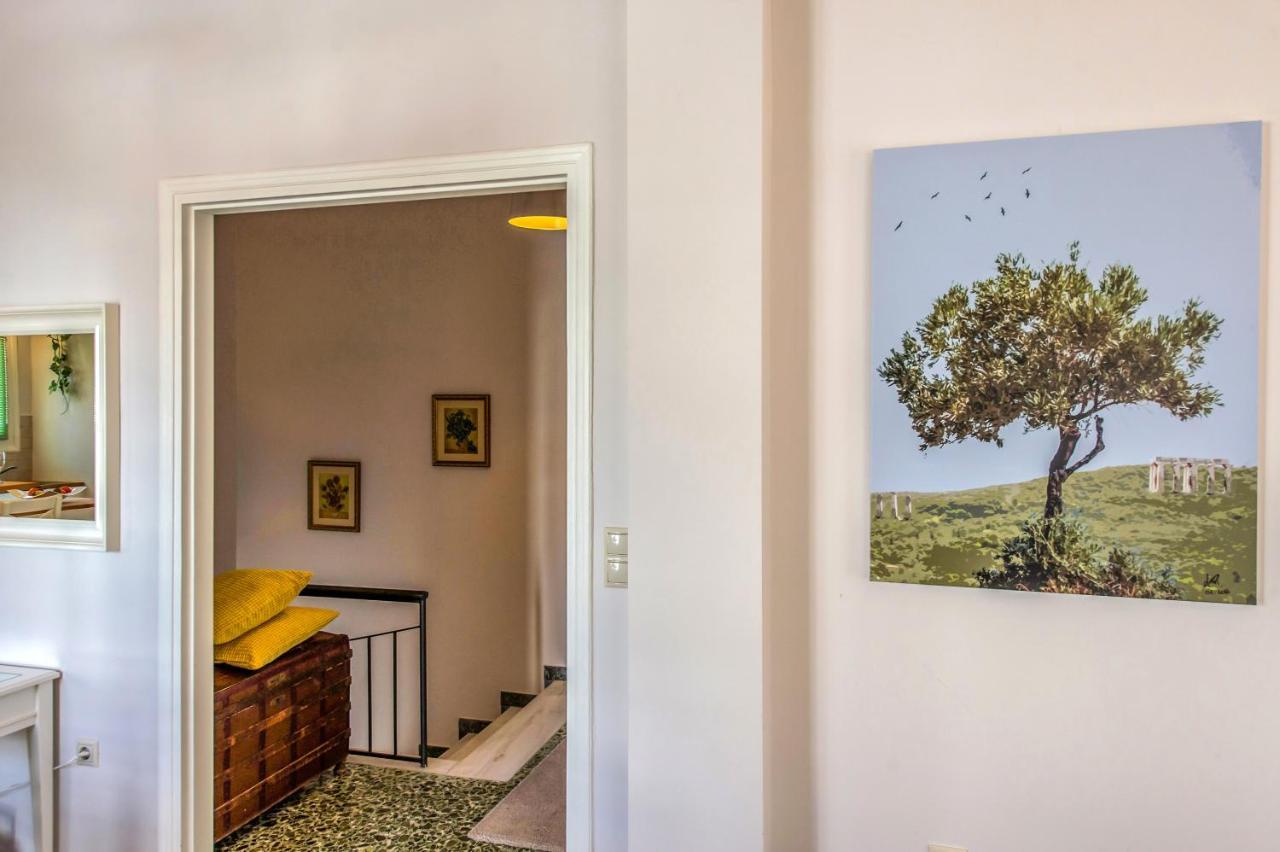 Angelinas Quarters - Mediterranean Villa Kalamata